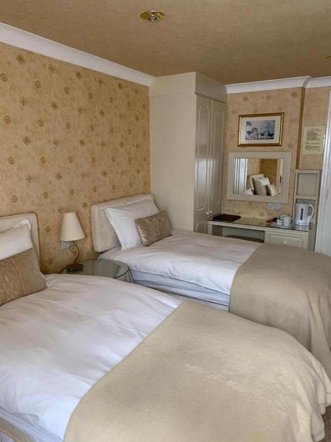 The Old Coach House 4*