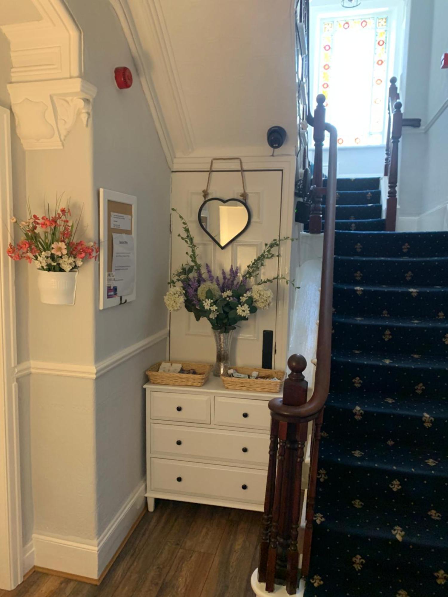 The Old Coach House Guest house 4*